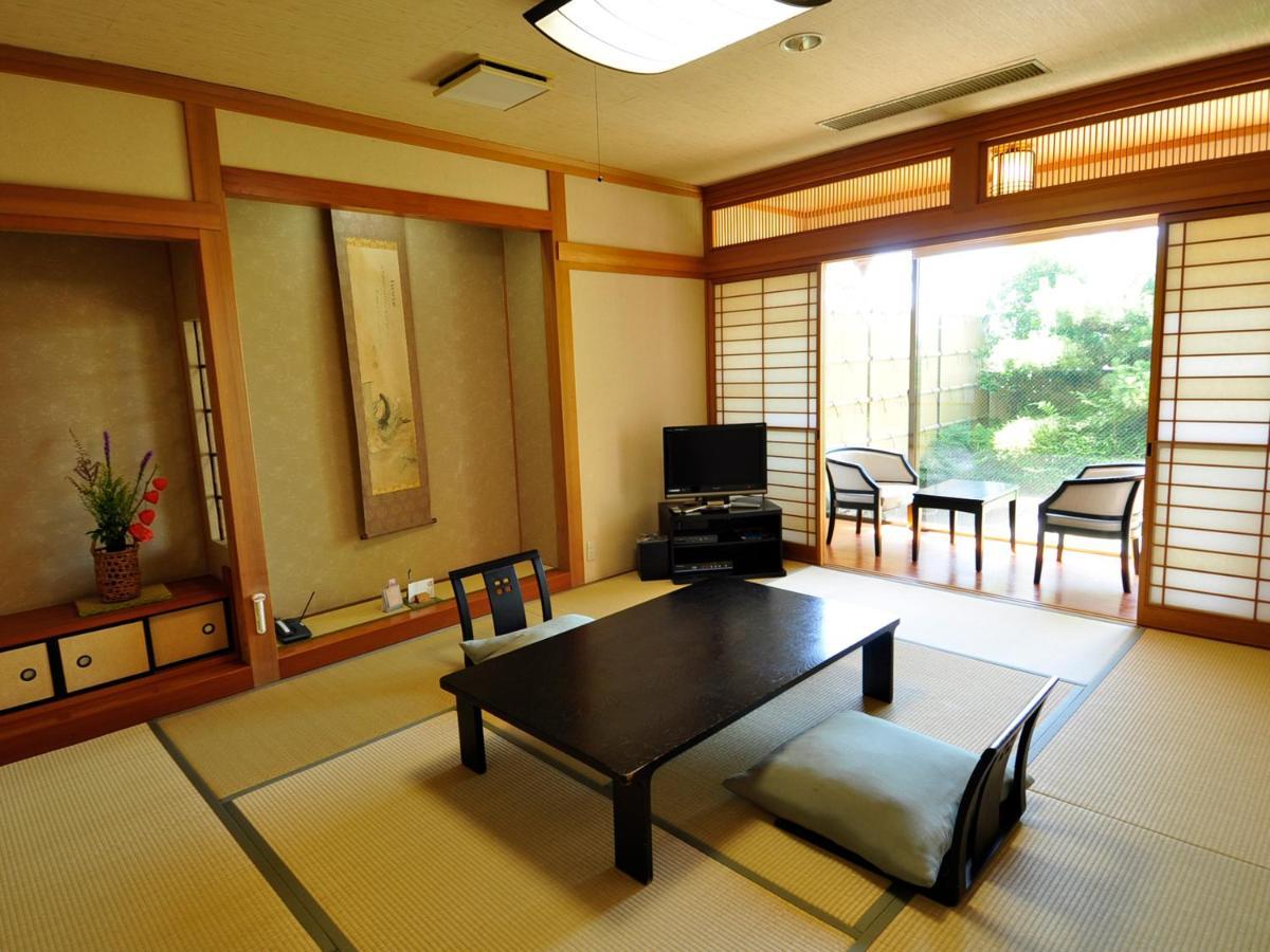 Hotel King Izumi  Bagian luar foto